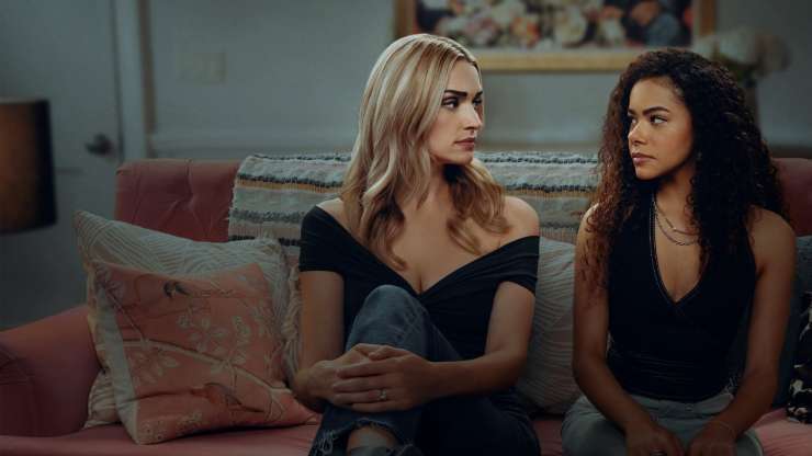 Што во слободно време? Ginny and Georgia, ТВ-серија