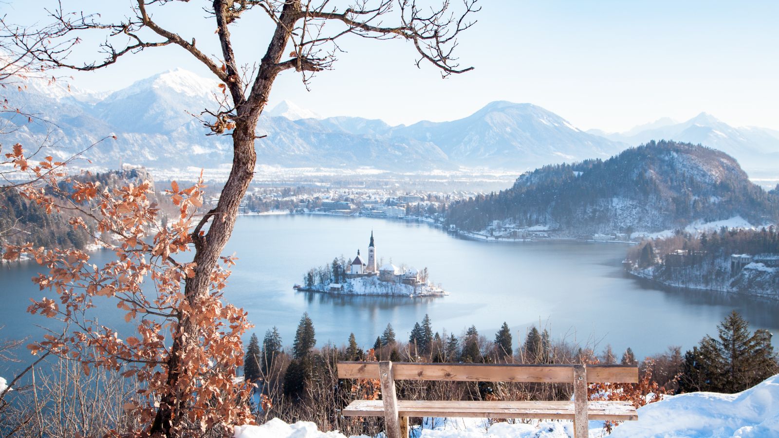 Блед – Зимска бајка покрај Алпското Езеро